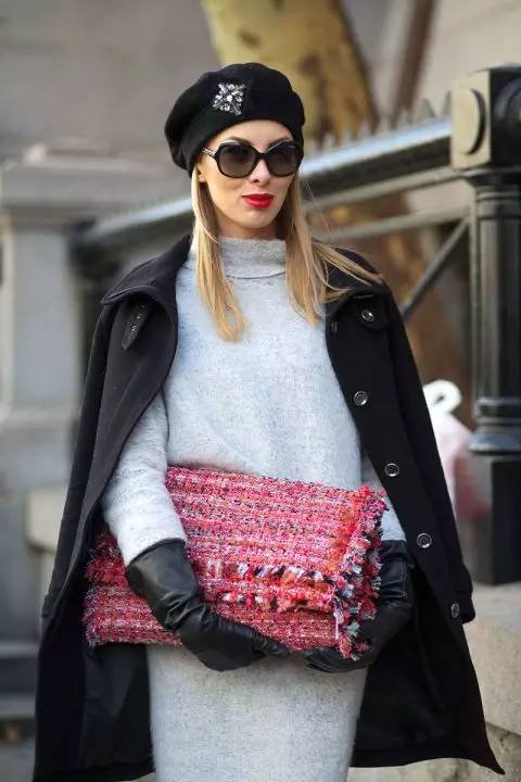 貝雷帽要蓋住一只耳朵嗎? 貝雷帽要蓋住一只耳朵嗎?