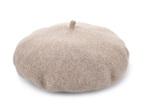 最適合臉大的3款帽子，顯小裝嫩美炸天