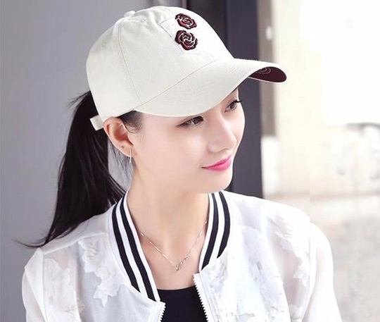 美麗的帽子，帶給你不一樣的春天