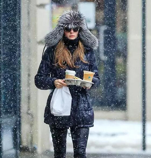 科普一下帽子怎么戴才美？